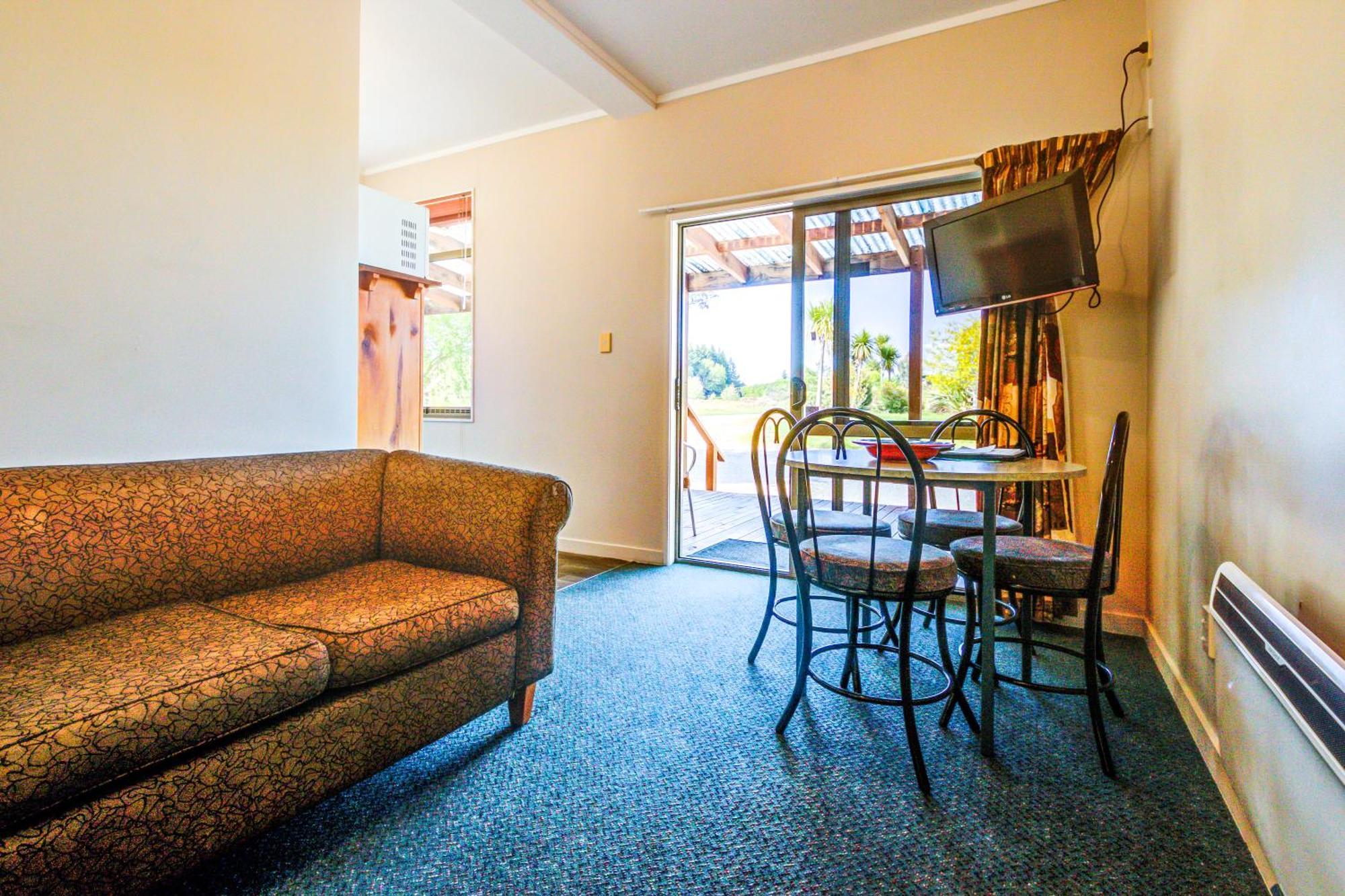 Te Anau Lakeview Holiday Park & Motels Экстерьер фото