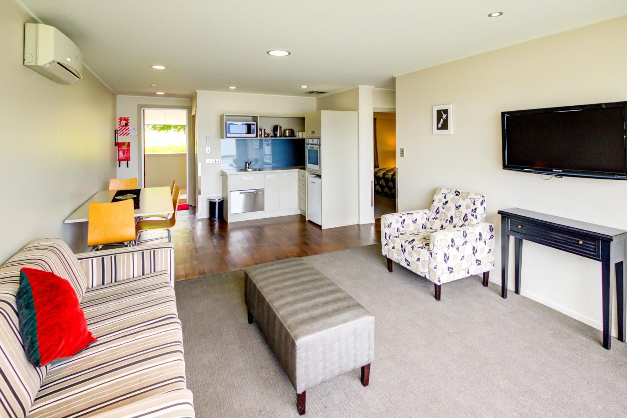 Te Anau Lakeview Holiday Park & Motels Экстерьер фото