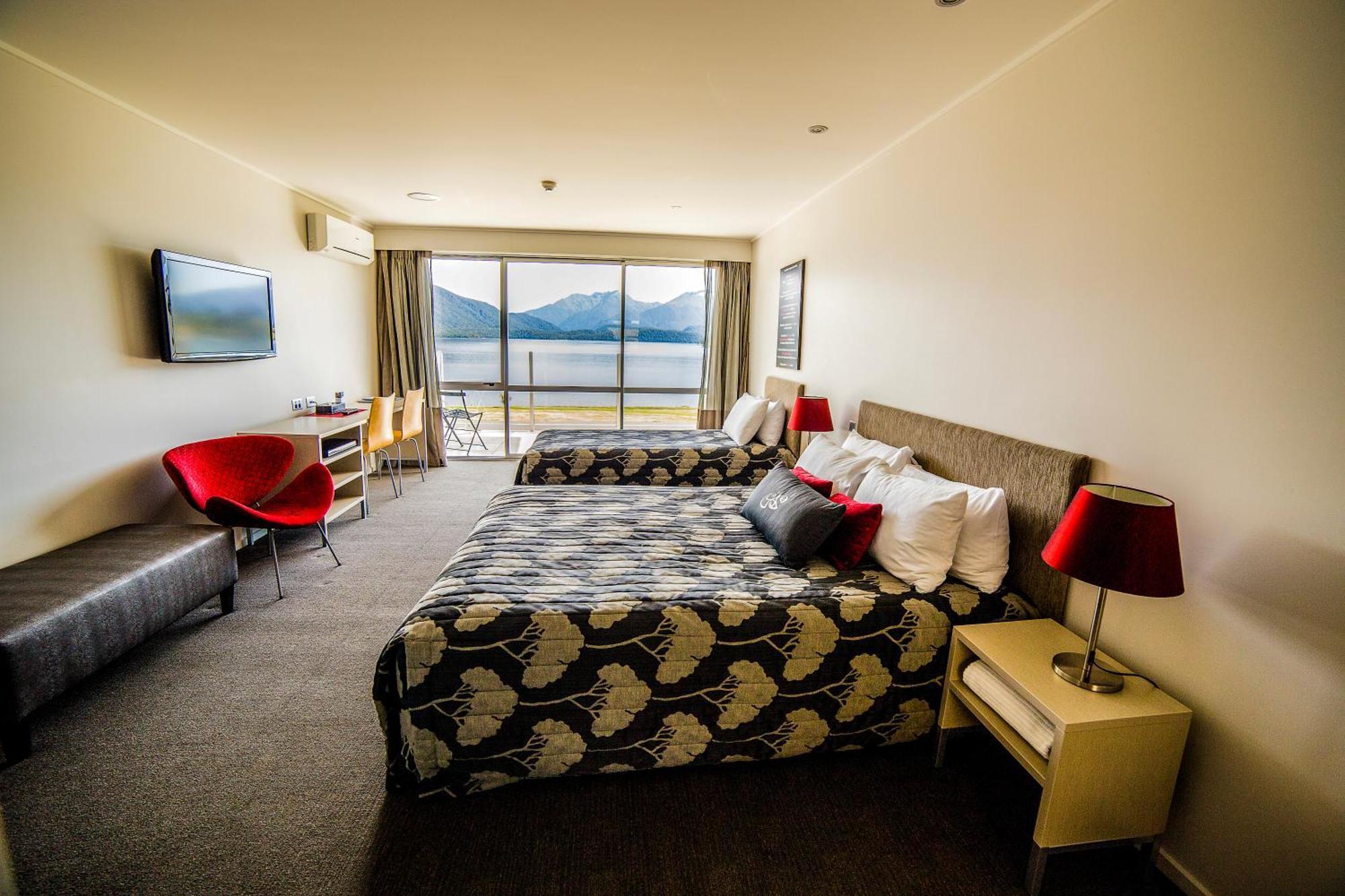 Te Anau Lakeview Holiday Park & Motels Экстерьер фото