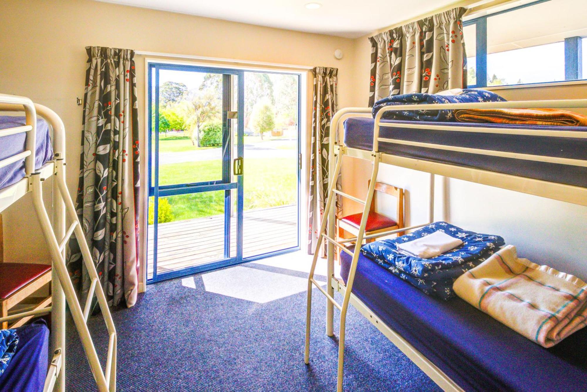 Te Anau Lakeview Holiday Park & Motels Экстерьер фото